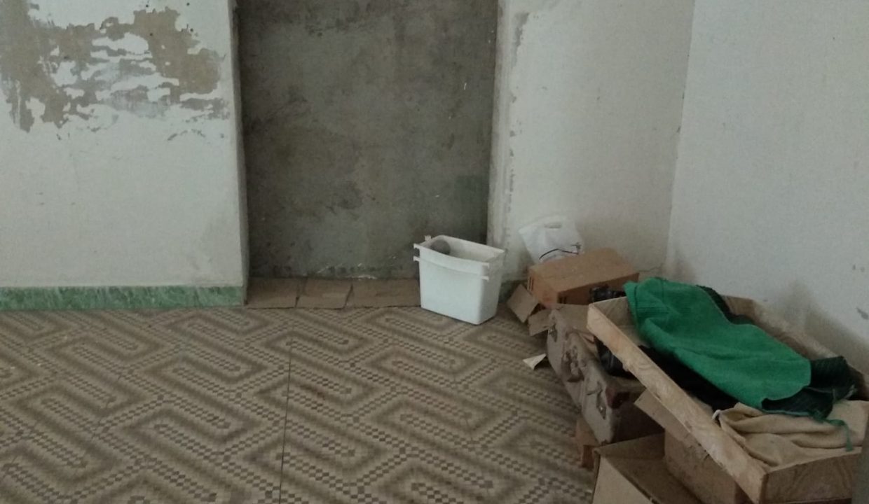 c5fa8083-e5fc-437d-a518-81b6f1c740f4