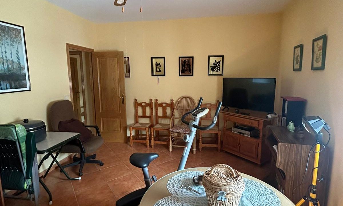 WhatsApp Image 2024-03-25 at 19.10.46