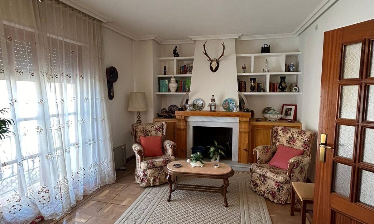 WhatsApp Image 2024-03-25 at 19.10.52 (3)