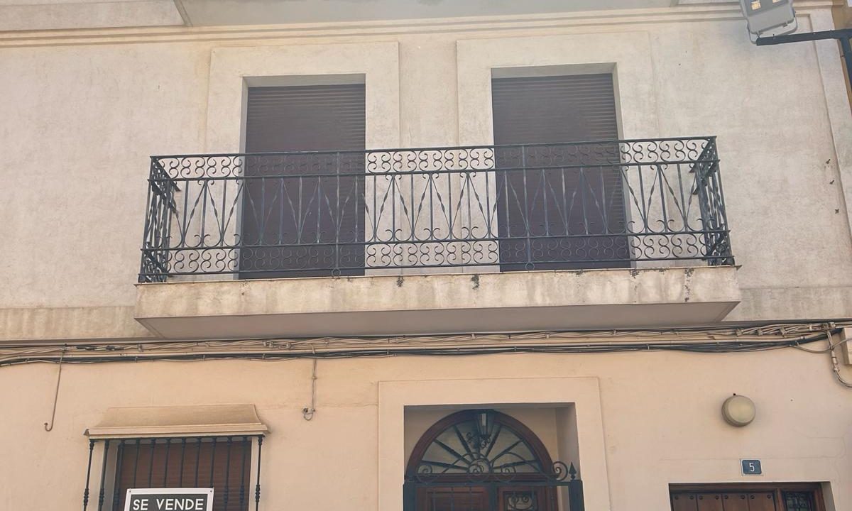 WhatsApp Image 2024-04-11 at 08.35.04