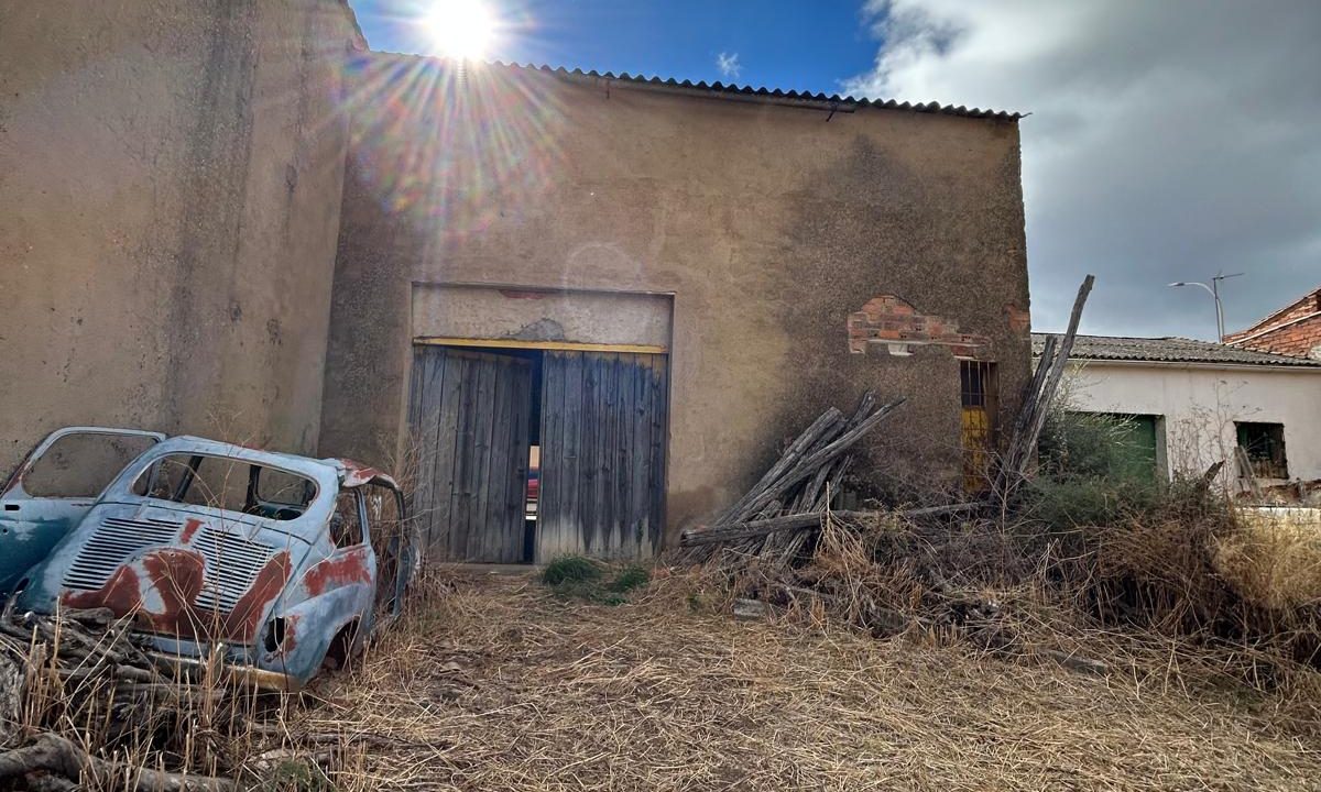 WhatsApp Image 2025-10-24 at 12.53.53 (3)