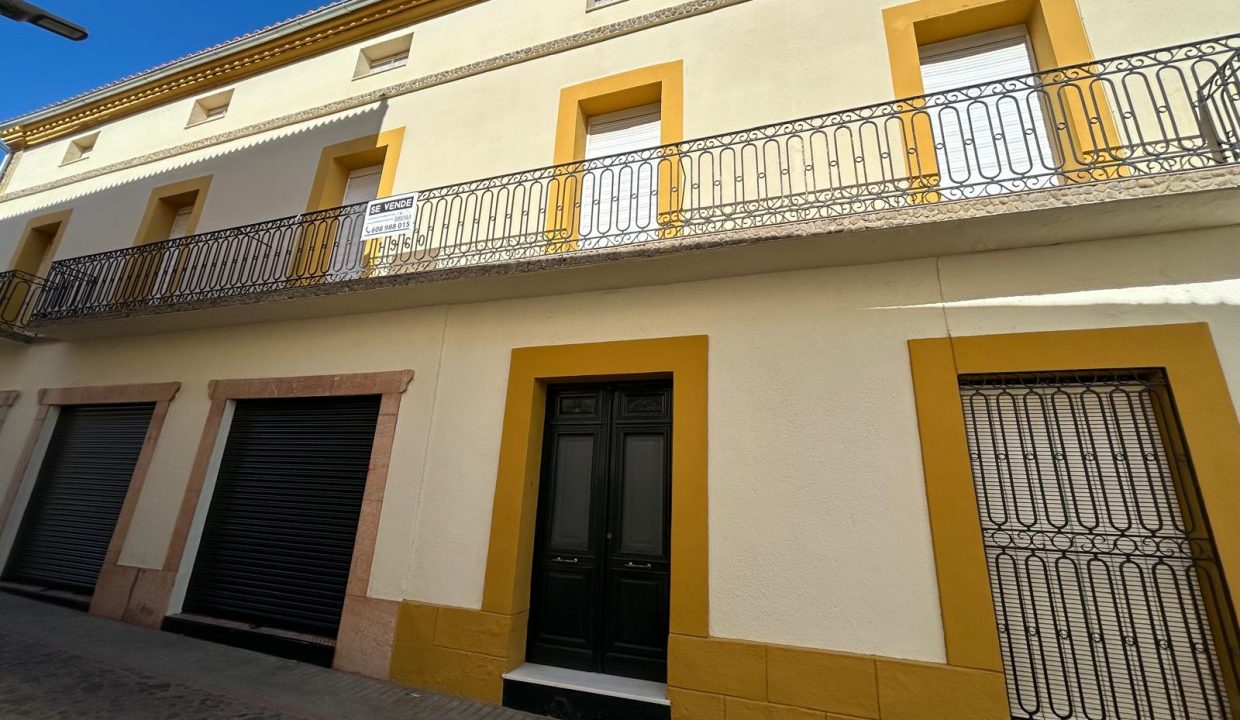 WhatsApp Image 2025-10-28 at 13.46.54