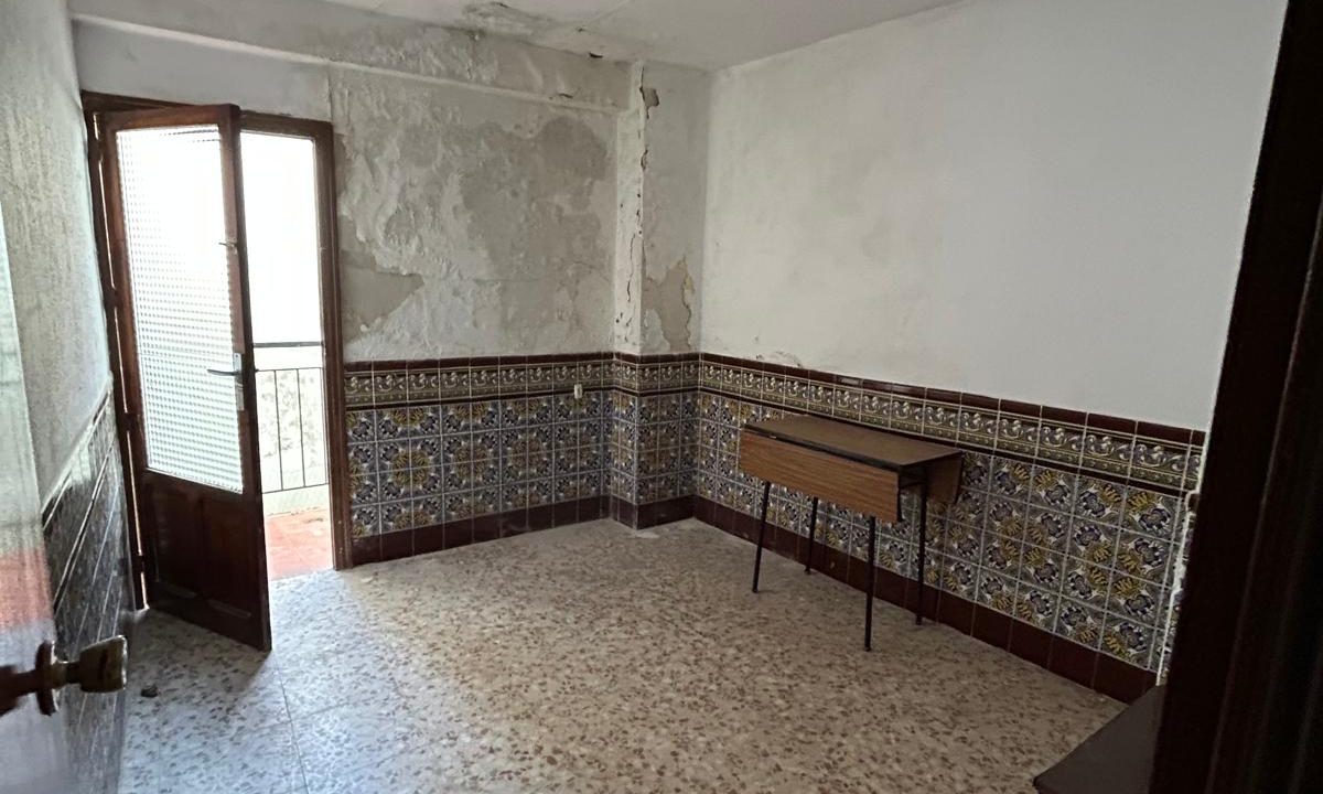 WhatsApp Image 2025-11-12 at 12.33.12 (3)